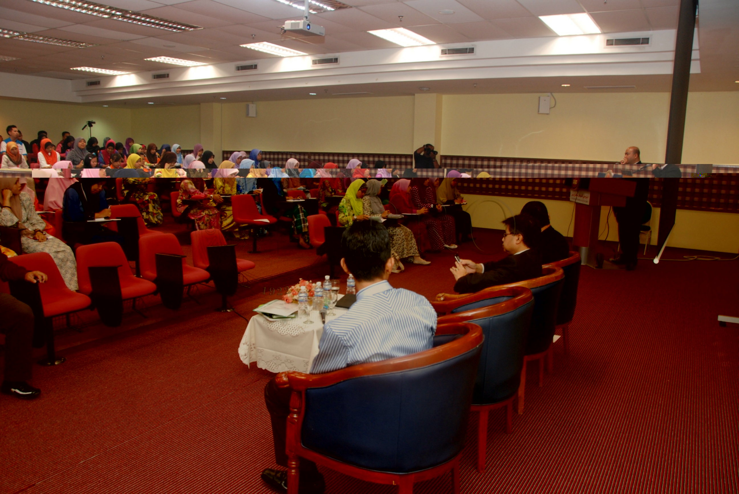 PRO 12 123 melayu DSC 6403